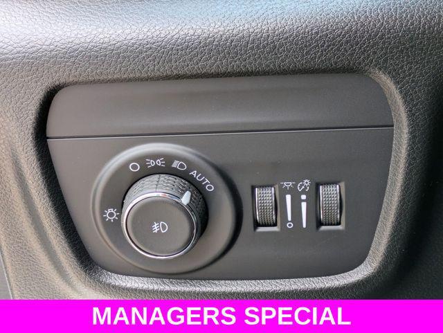 new 2025 Jeep Grand Cherokee L car, priced at $59,240