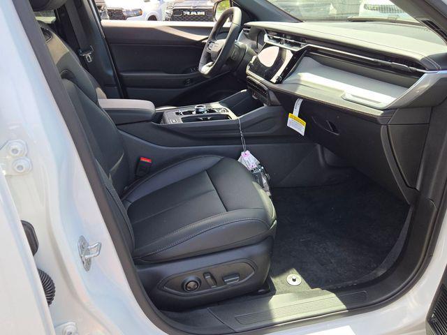 new 2026 Jeep Cherokee car, priced at $37,967