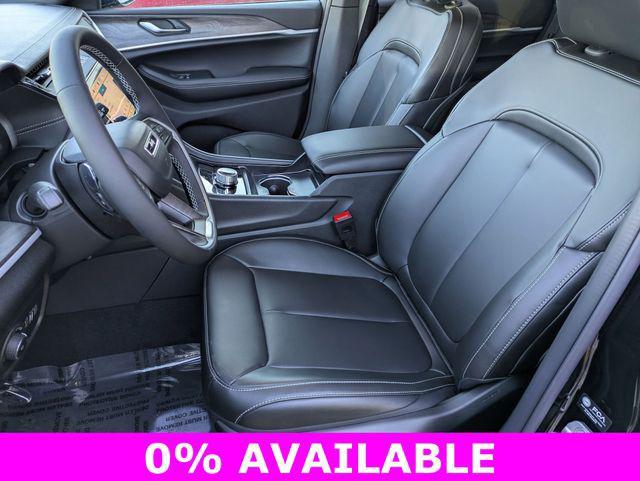 new 2026 Jeep Grand Cherokee car, priced at $41,610