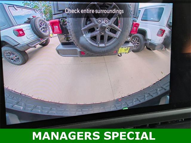 new 2025 Jeep Wrangler car, priced at $46,308