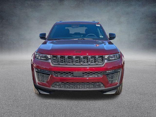 new 2026 Jeep Grand Cherokee car, priced at $42,332