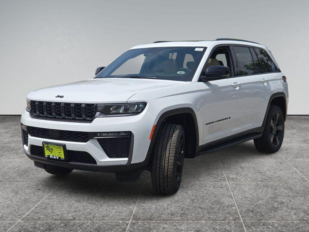 new 2026 Jeep Grand Cherokee car, priced at $43,826