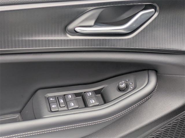 used 2025 Jeep Grand Cherokee car, priced at $33,990