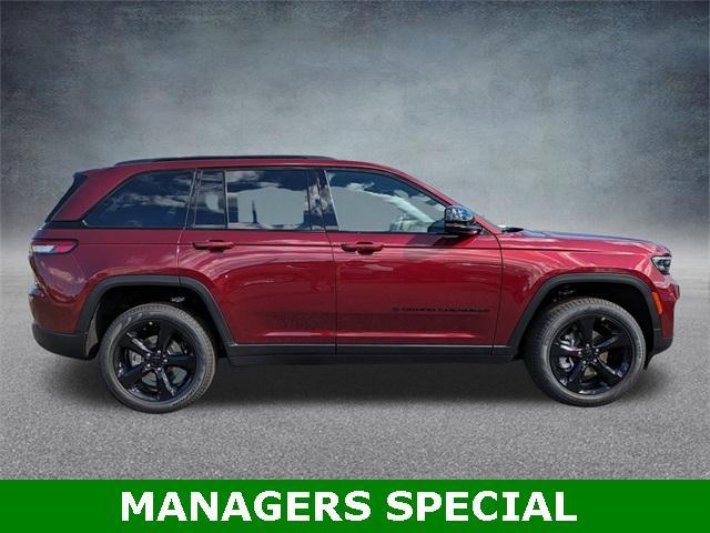 new 2025 Jeep Grand Cherokee car, priced at $45,339