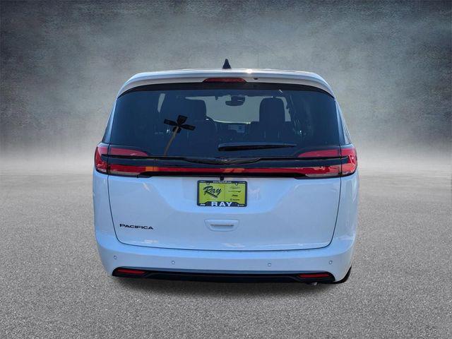new 2026 Chrysler Pacifica car, priced at $41,787