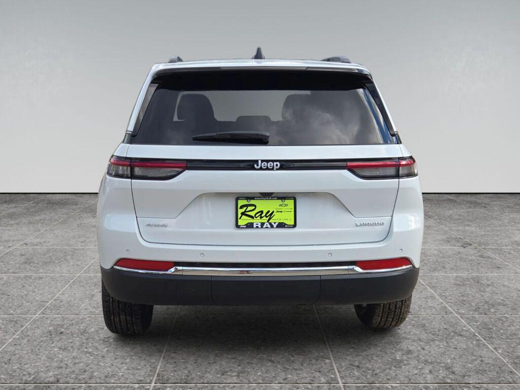 new 2026 Jeep Grand Cherokee car, priced at $38,640