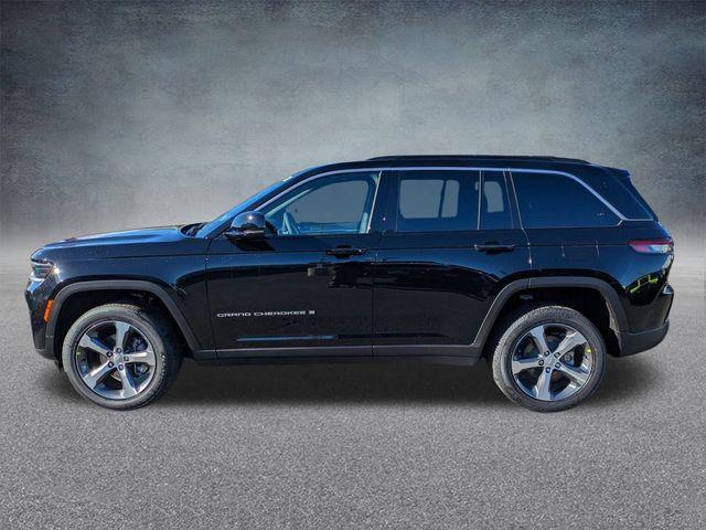 new 2026 Jeep Grand Cherokee car, priced at $40,479