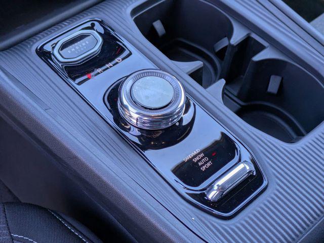 new 2026 Jeep Cherokee car, priced at $37,255