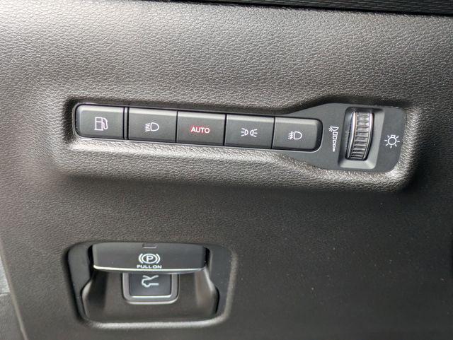 new 2026 Jeep Cherokee car, priced at $38,496