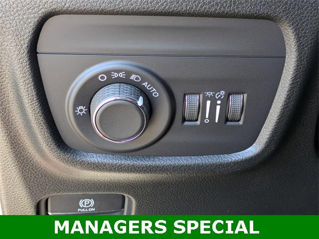 new 2025 Jeep Grand Cherokee L car, priced at $38,731