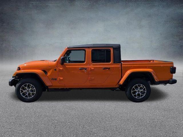 new 2026 Jeep Gladiator car, priced at $45,418
