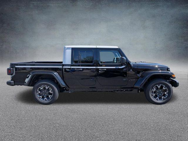 new 2026 Jeep Gladiator car, priced at $47,079