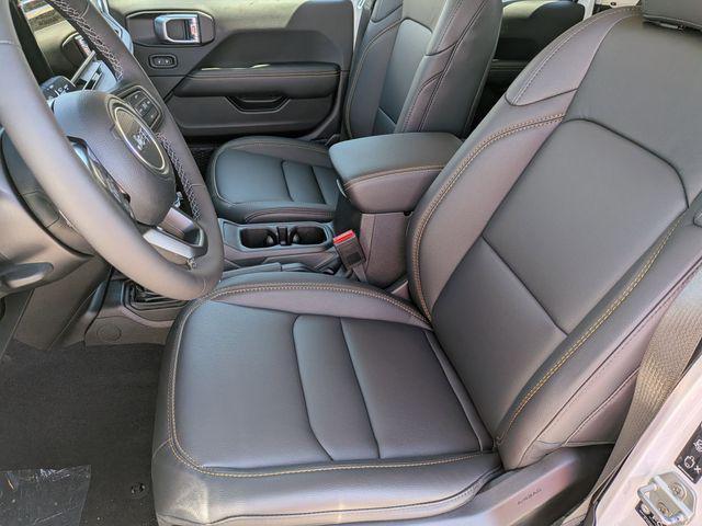 new 2026 Jeep Gladiator car, priced at $46,130