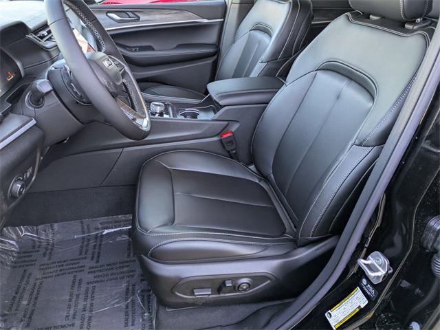 new 2025 Jeep Grand Cherokee L car, priced at $49,996