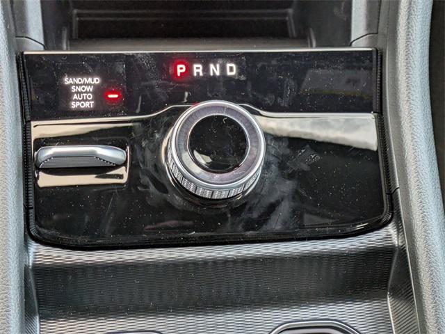 new 2025 Jeep Grand Cherokee car, priced at $44,554