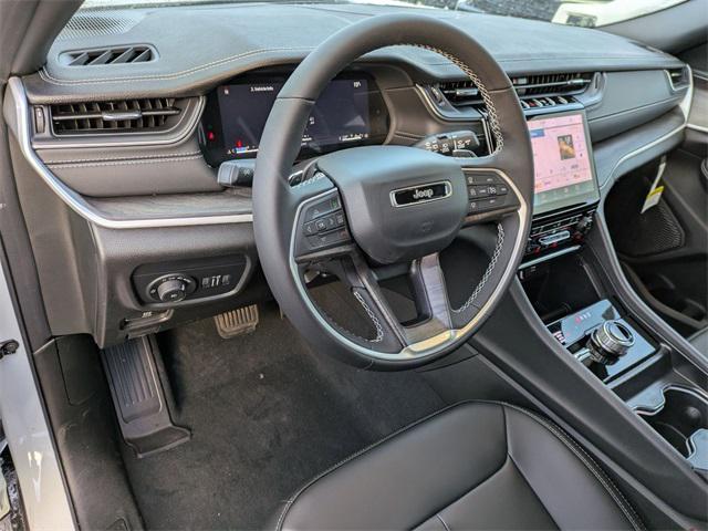 new 2025 Jeep Grand Cherokee car, priced at $44,554