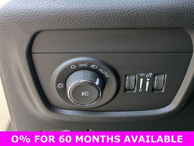 new 2025 Jeep Grand Cherokee car, priced at $47,379