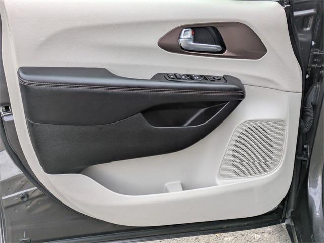 used 2018 Chrysler Pacifica car, priced at $16,404