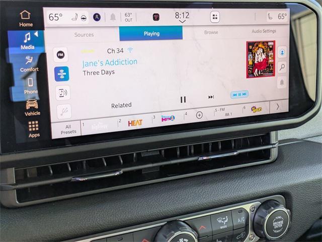 new 2025 Jeep Gladiator car, priced at $44,314