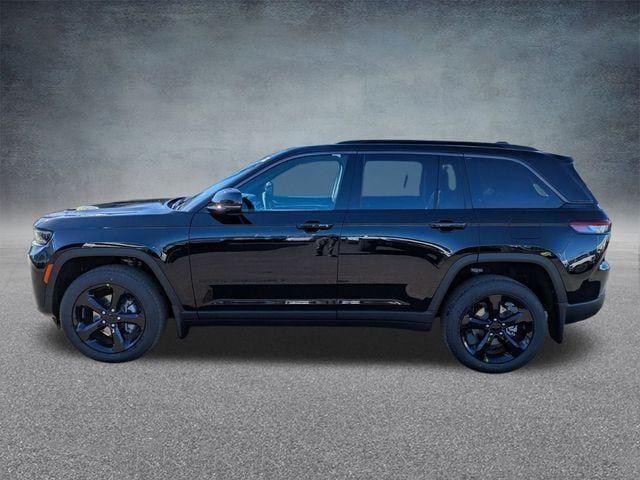 new 2026 Jeep Grand Cherokee car, priced at $43,889