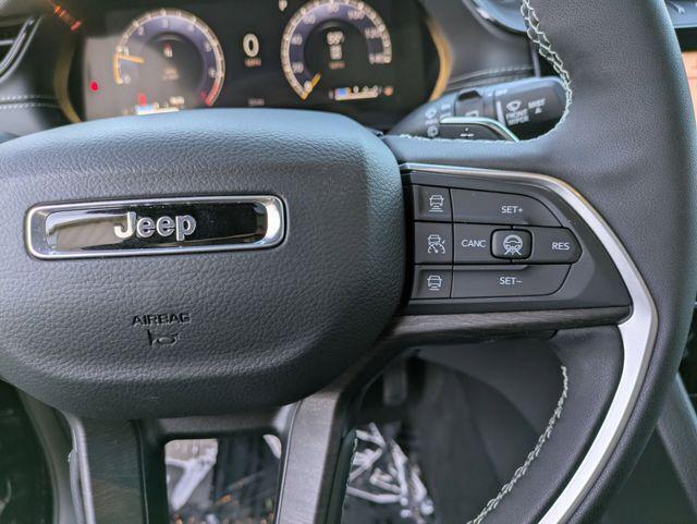 new 2026 Jeep Grand Cherokee car, priced at $43,889