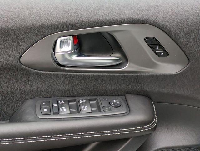 new 2026 Chrysler Pacifica car, priced at $37,811