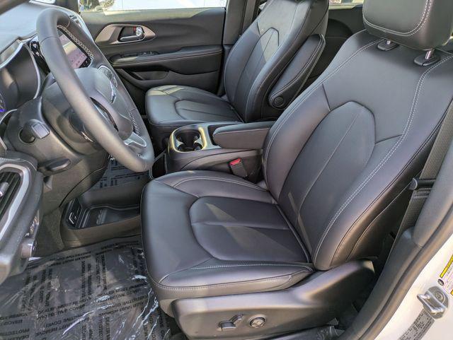 new 2026 Chrysler Pacifica car, priced at $41,787