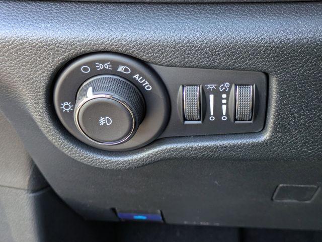 new 2026 Chrysler Pacifica car, priced at $41,787