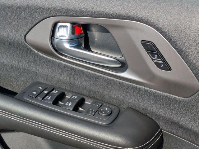 new 2026 Chrysler Pacifica car, priced at $41,787