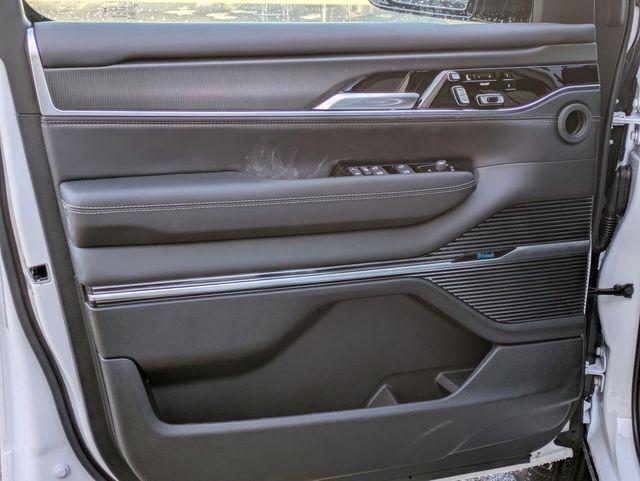 new 2026 Jeep Grand Wagoneer car, priced at $92,529