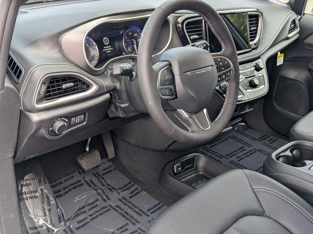new 2027 Chrysler Pacifica car, priced at $45,196