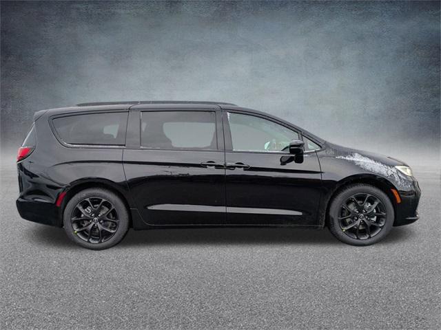 new 2026 Chrysler Pacifica car, priced at $41,311