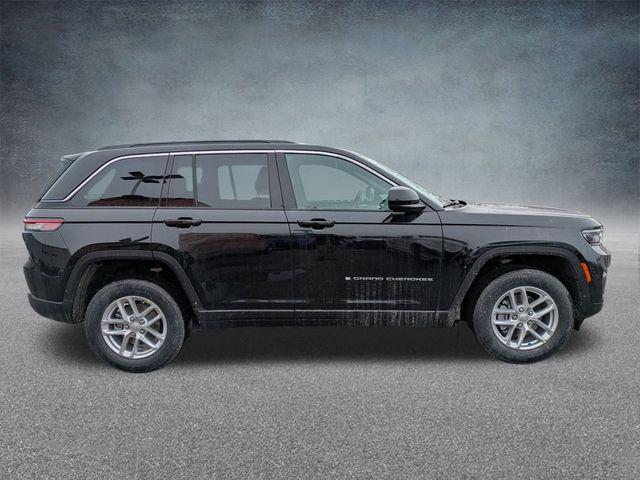 new 2026 Jeep Grand Cherokee car, priced at $40,811