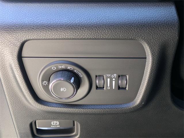 used 2025 Jeep Grand Cherokee car