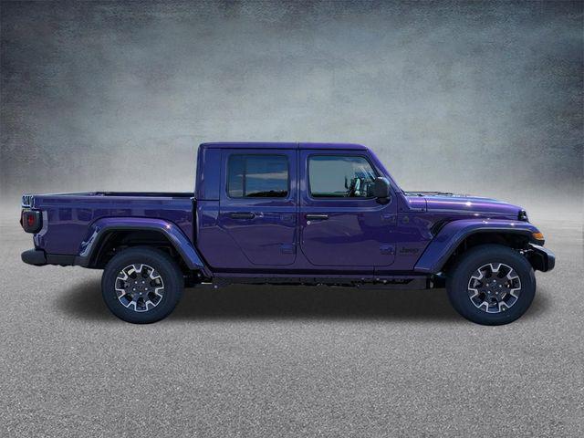 new 2026 Jeep Gladiator car, priced at $46,909