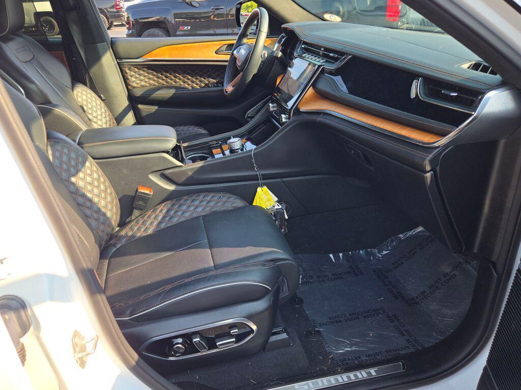 used 2023 Jeep Grand Cherokee L car, priced at $39,367
