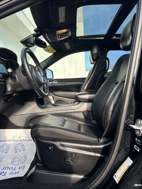 used 2022 Jeep Grand Cherokee car, priced at $28,974