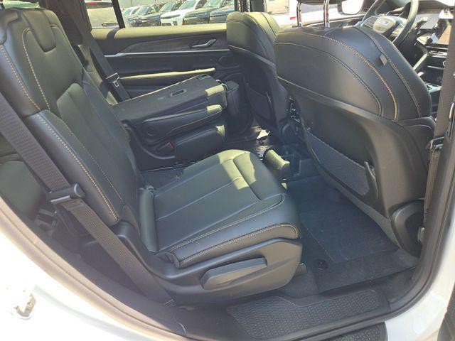 new 2026 Jeep Grand Cherokee car, priced at $46,403