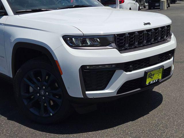new 2026 Jeep Grand Cherokee car, priced at $46,403