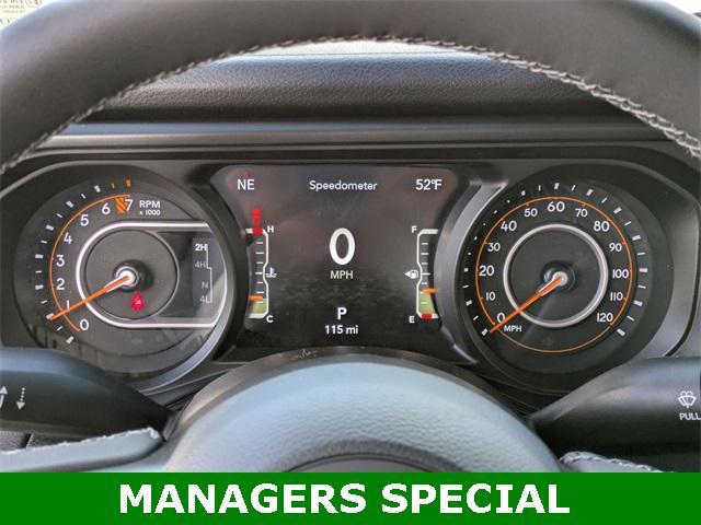 new 2025 Jeep Gladiator car, priced at $41,921