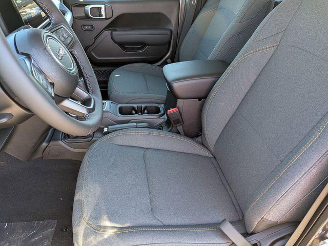 new 2026 Jeep Gladiator car, priced at $43,690