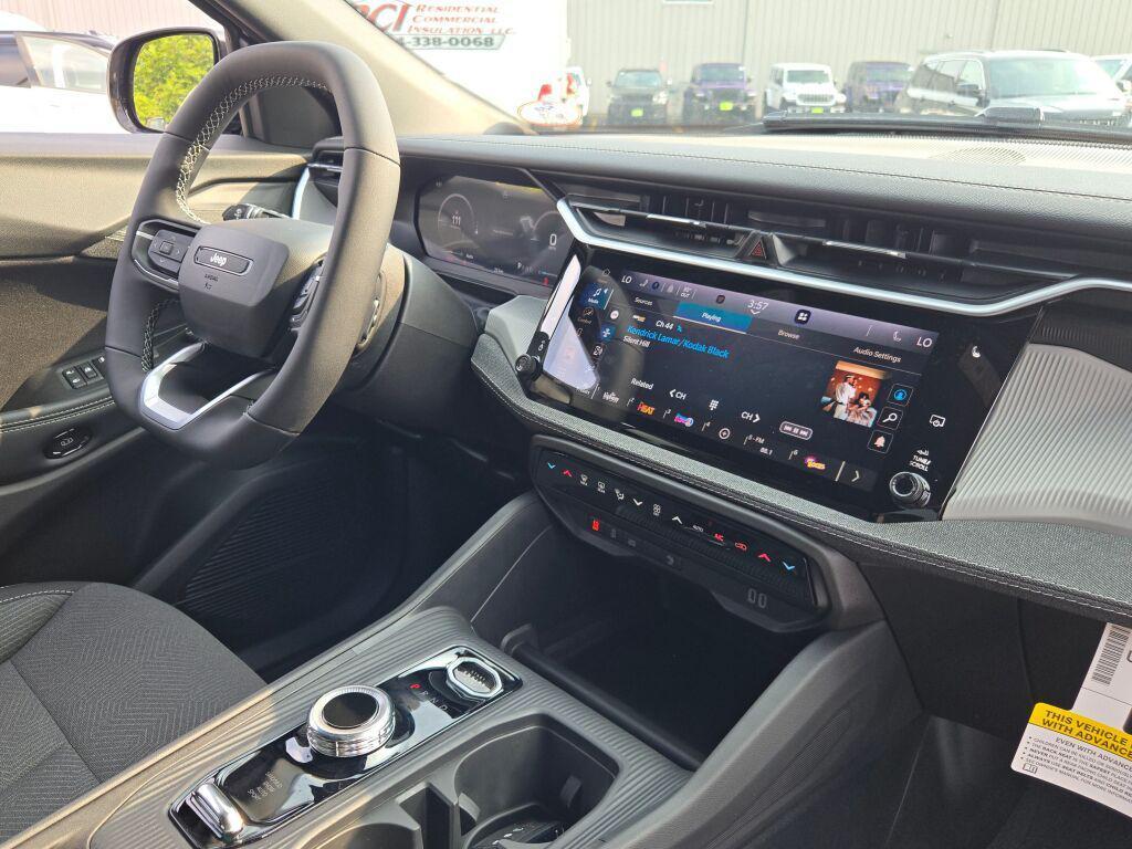 new 2026 Jeep Cherokee car, priced at $36,167