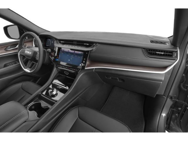 new 2026 Jeep Grand Cherokee car, priced at $45,997