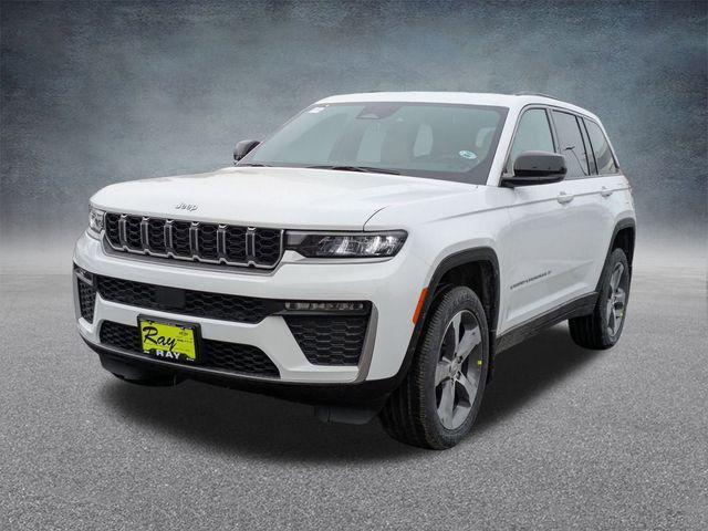 new 2026 Jeep Grand Cherokee car, priced at $42,714