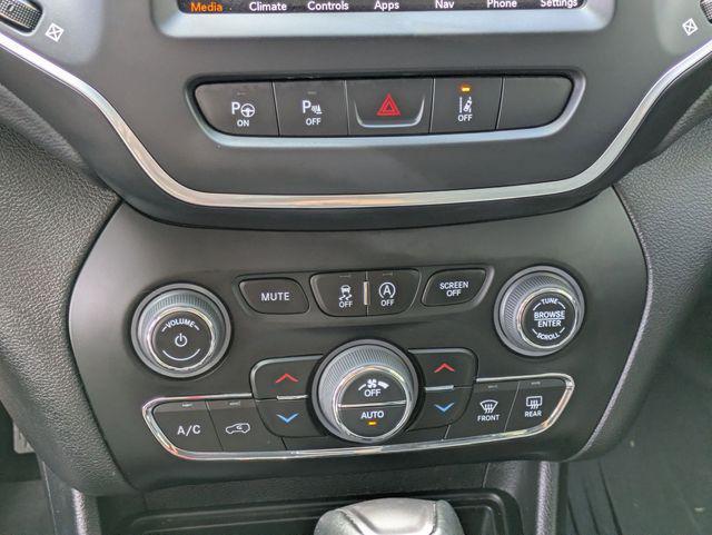 used 2023 Jeep Cherokee car, priced at $24,475