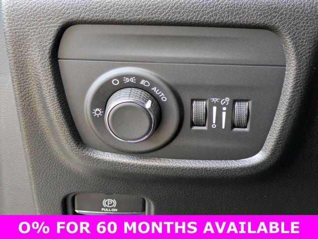 new 2025 Jeep Grand Cherokee car, priced at $38,986