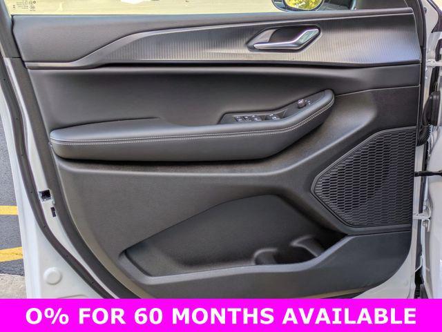 new 2025 Jeep Grand Cherokee car, priced at $38,986