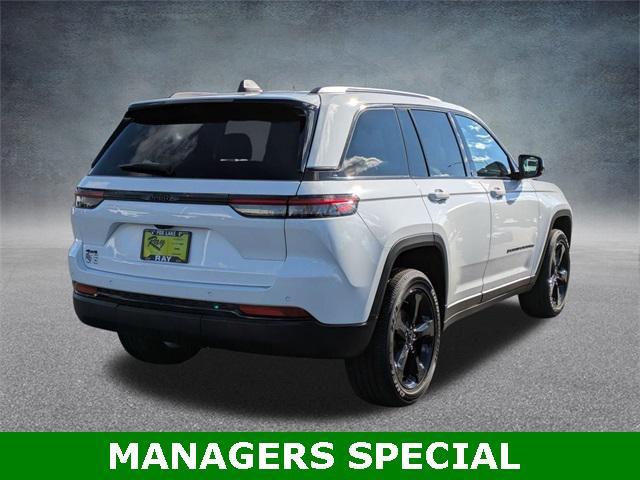 new 2025 Jeep Grand Cherokee car, priced at $39,986