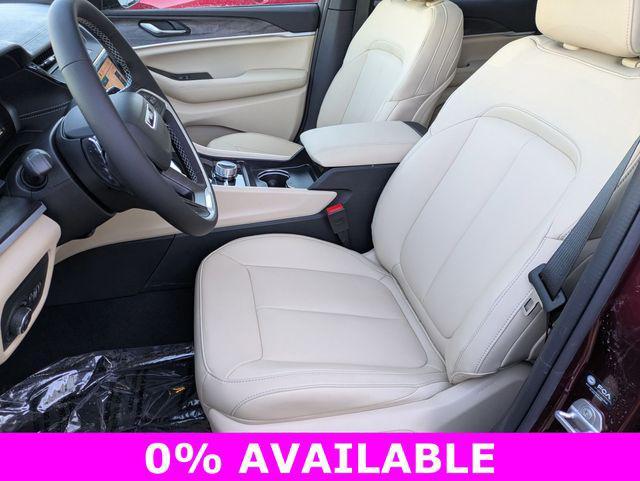 new 2026 Jeep Grand Cherokee car, priced at $43,102