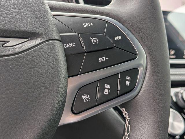 new 2027 Chrysler Pacifica car, priced at $45,627
